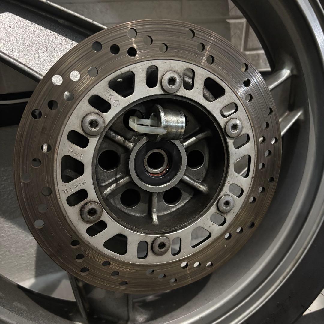 GPZ900R 純正部品 ホイール タイヤ 18インチ シンコータイヤ　A11