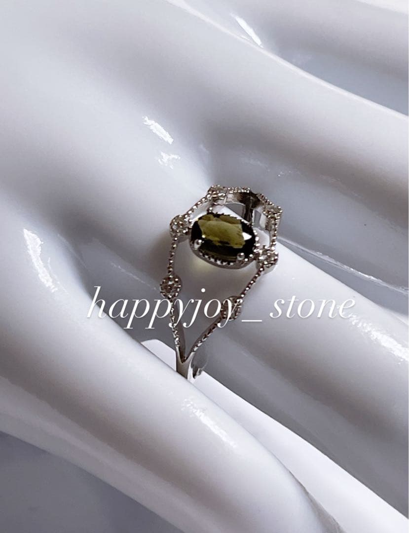 エネルギーの活性化✨☆隕石ガラス　モルダバイト☆S925フリーサイズリング