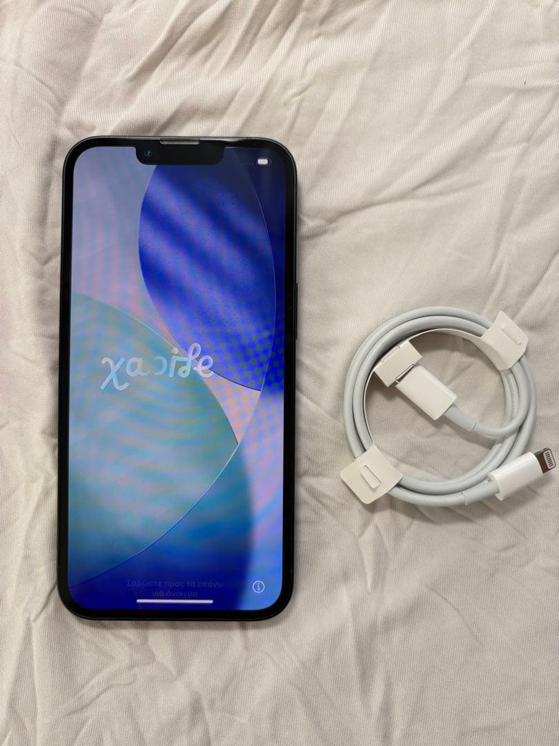 Apple iPhone 13 本体 充電ケーブル付き