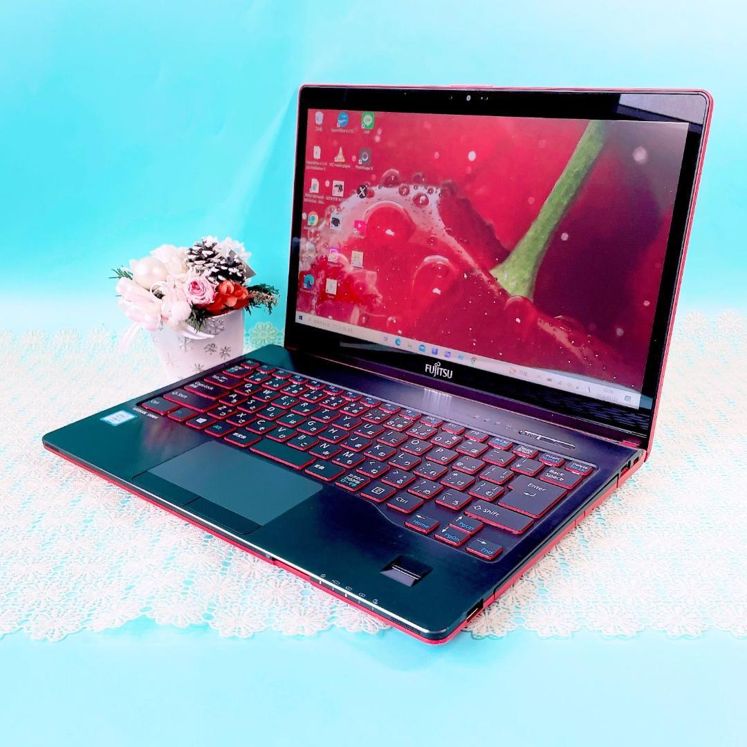 迷ったらコレ‼️タッチパネル✨️小型軽量！赤ノートパソコン快適SSD✨️薄型カメラ付き