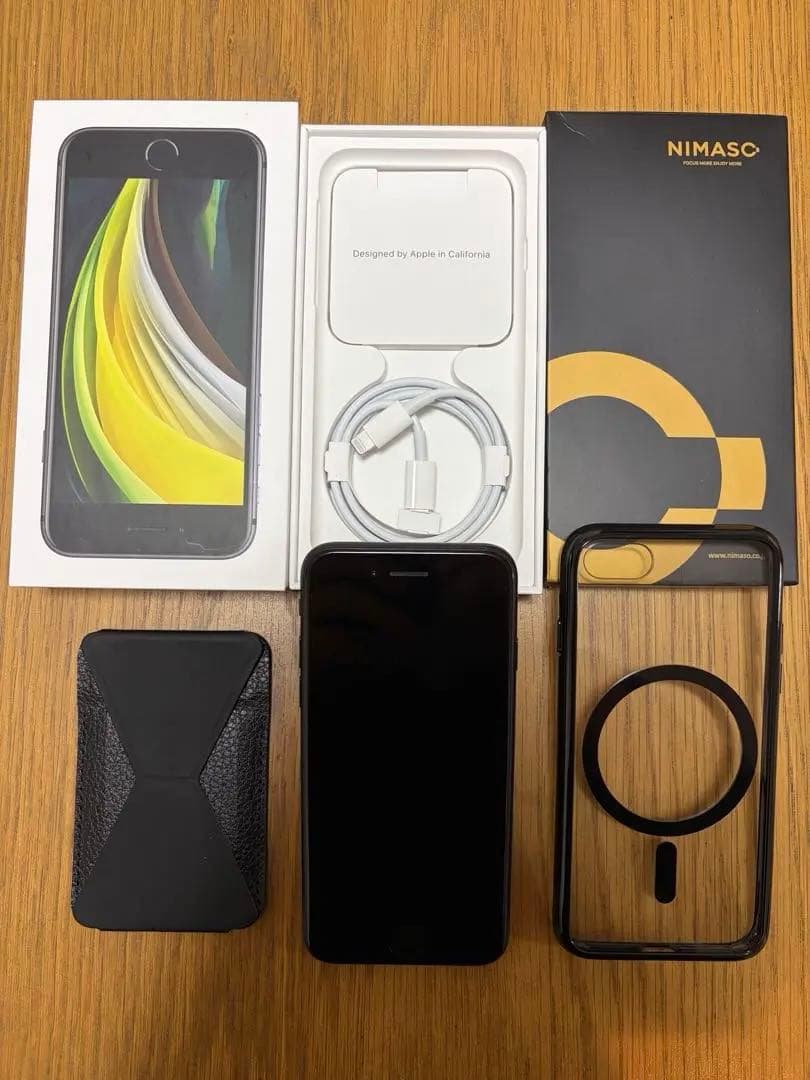 kingsakura8008　iPhone SE 第2世代 64GB