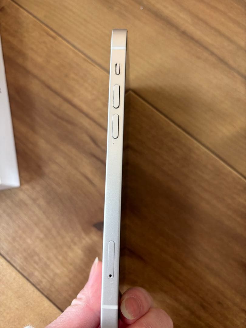 Apple iPhone 12 ホワイト 本体　128G