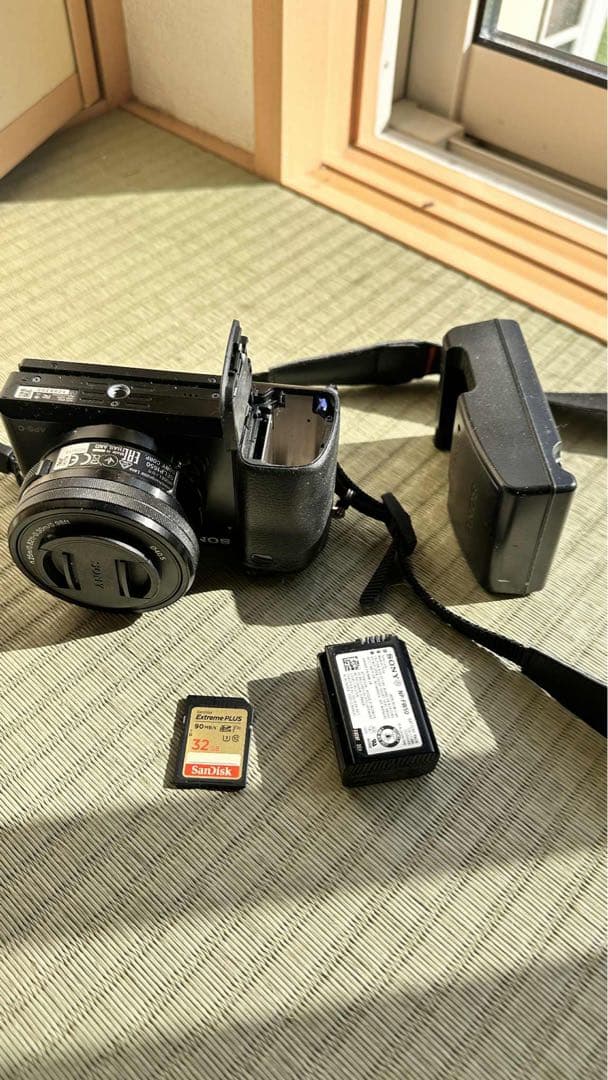 【最終セール】SONY ミラーレス一眼 α6000