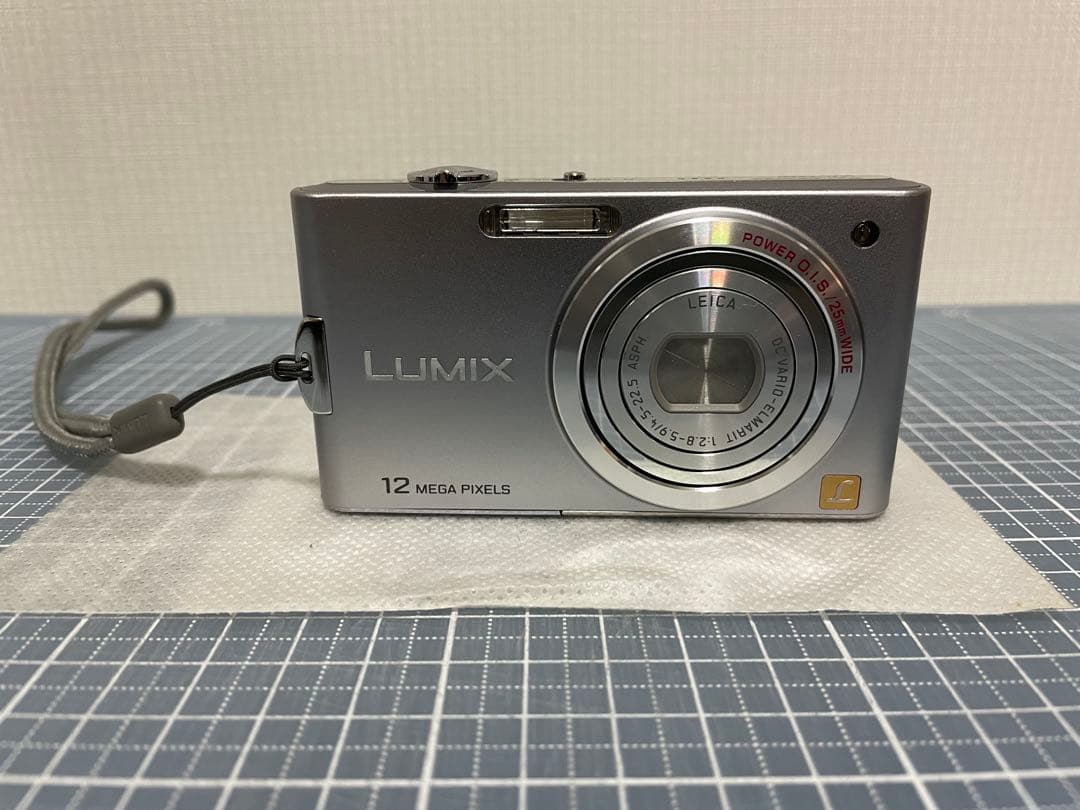 デジタルカメラ Panasonic LUMIX DMC-FX60