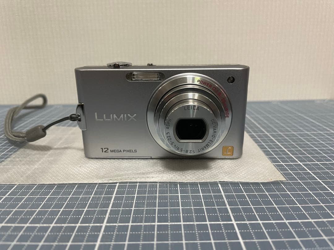 デジタルカメラ Panasonic LUMIX DMC-FX60