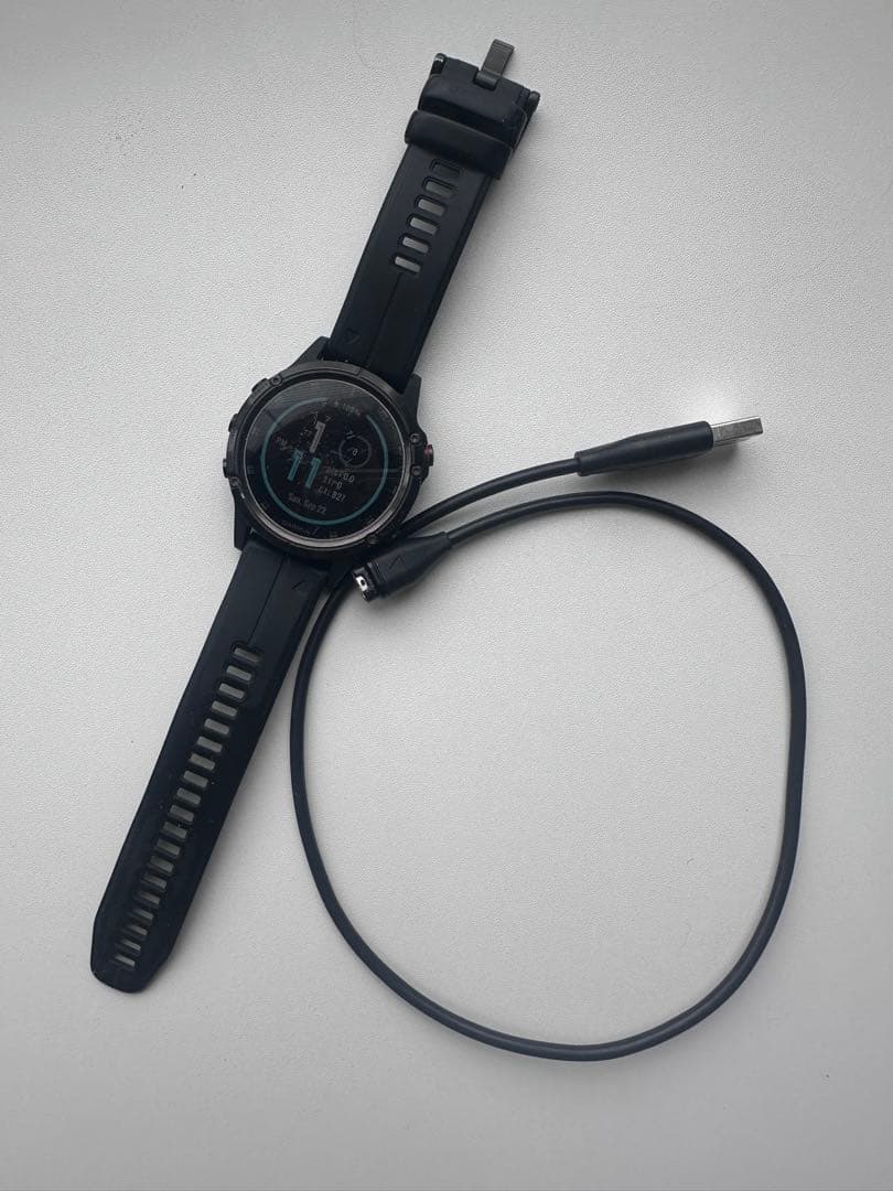 その他 GARMIN FENIX 5 PLUS SAPPHIRE CarbonGray