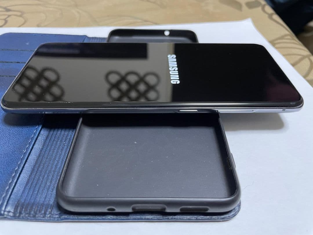 Samsung Galaxy S20 ブラック ケース付き