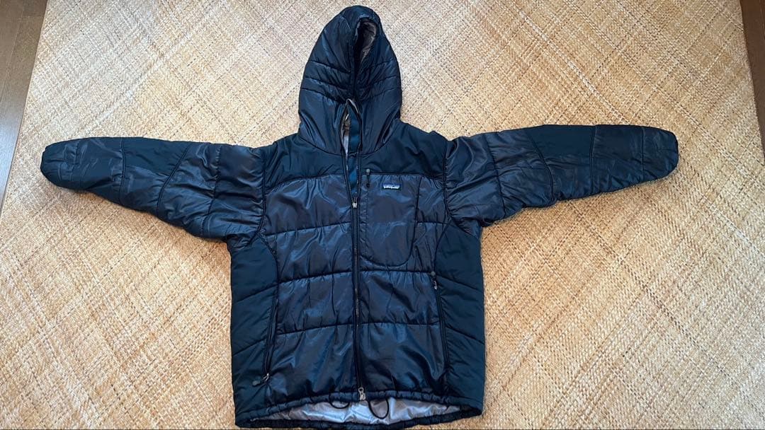 Patagonia パタゴニア　DASPARKA ダスパーカー　黒色