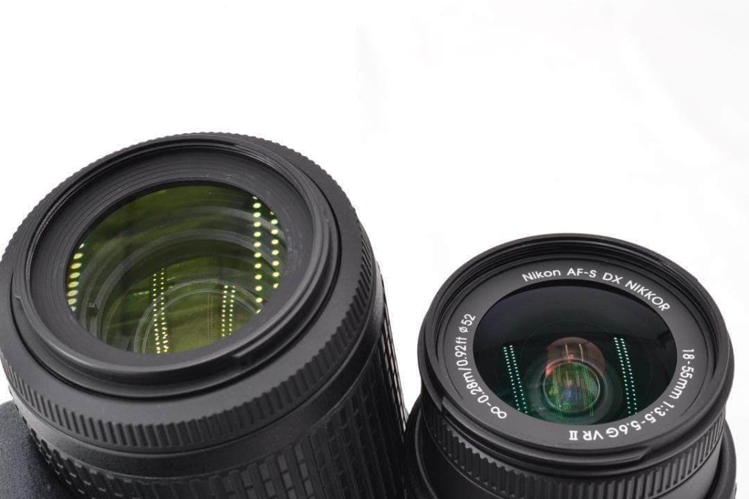 ニコン　Nikon D5500 希少RED ダブルズーム カメラバッグ付