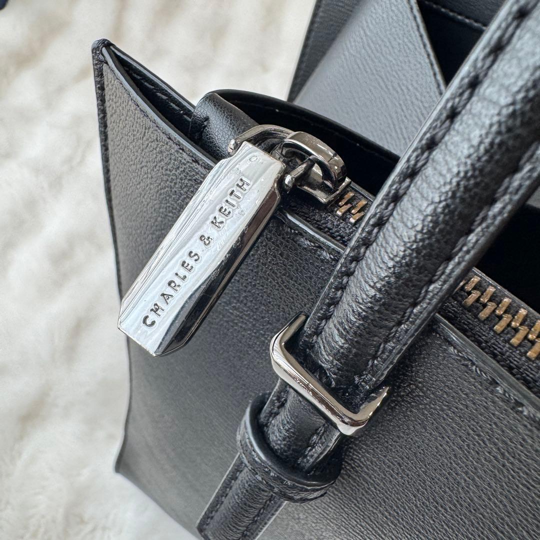 【美品】CHARLES & KEITH✨ブラック ビジネス バッグ トート A4