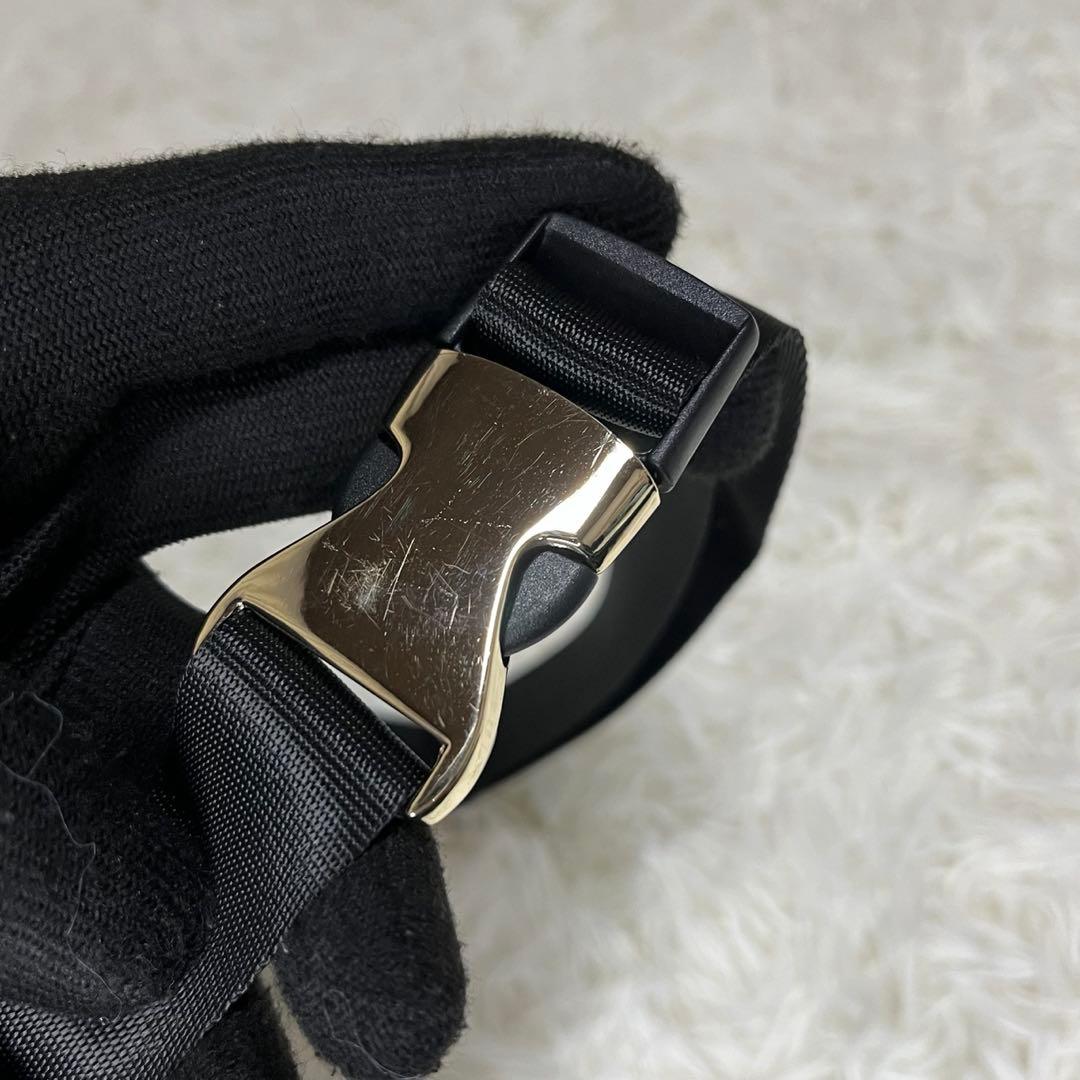 【美品】トッカ RIBBON KNOT ボディバッグ ナイロン 黒