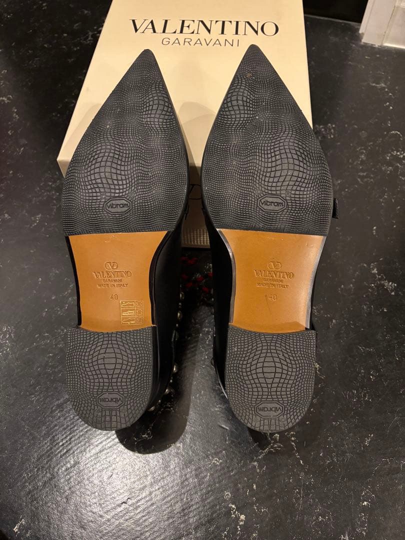 ファンファン　VALENTINO ミケーレ 2026SS スタッズシューズ