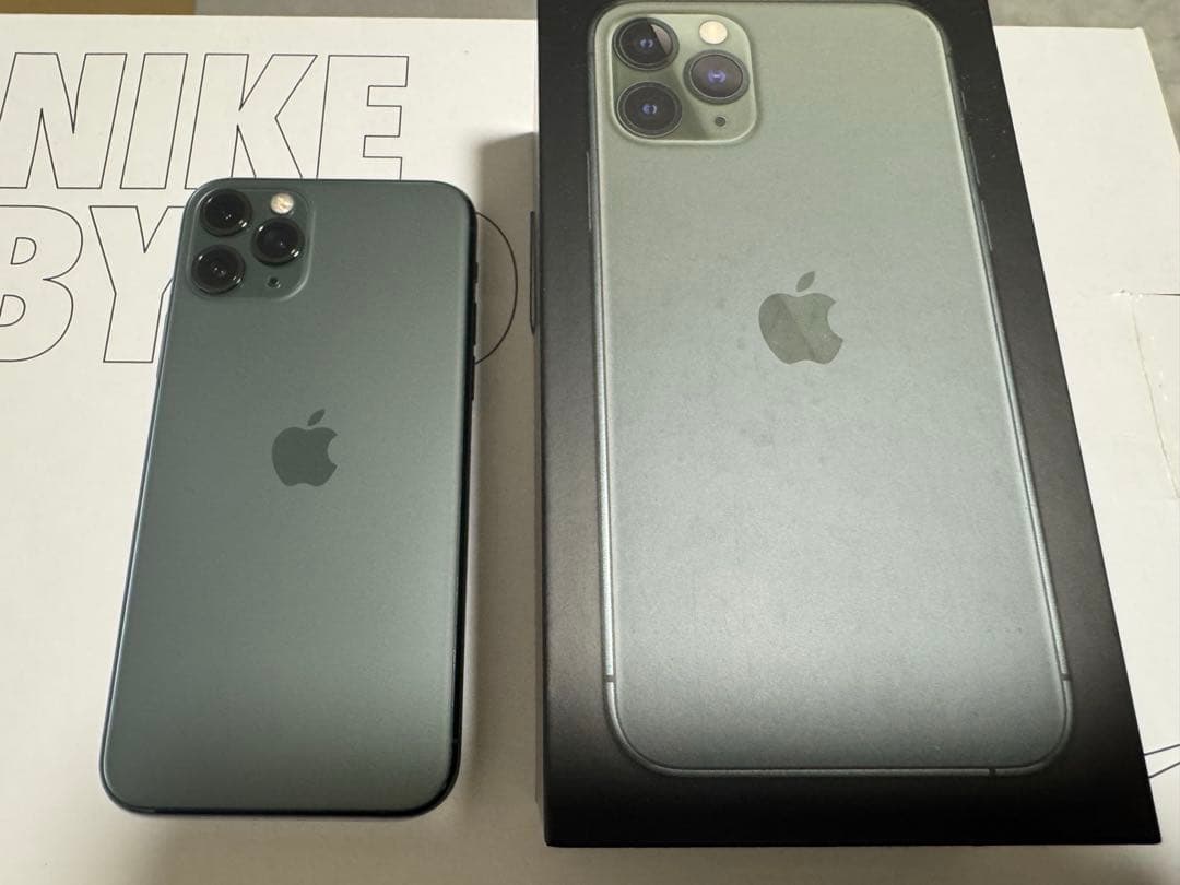 ま*さ様 【美品】Apple iPhone 11 Pro 256GB SIMフリ