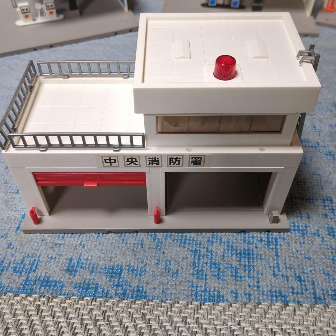 トミカタウン　6点セット　破損有り