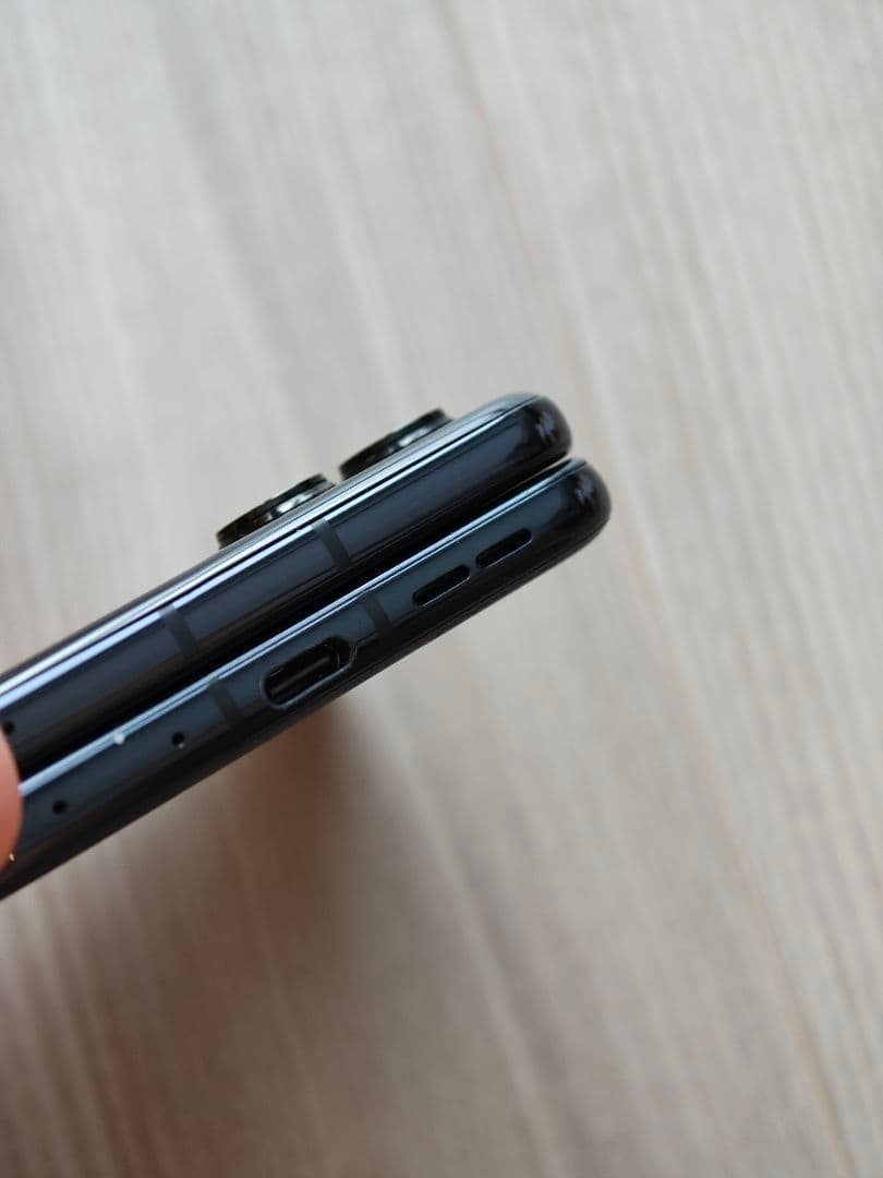 Motorola Razr 50ultra 256GB 美品 SIMフリー海外版