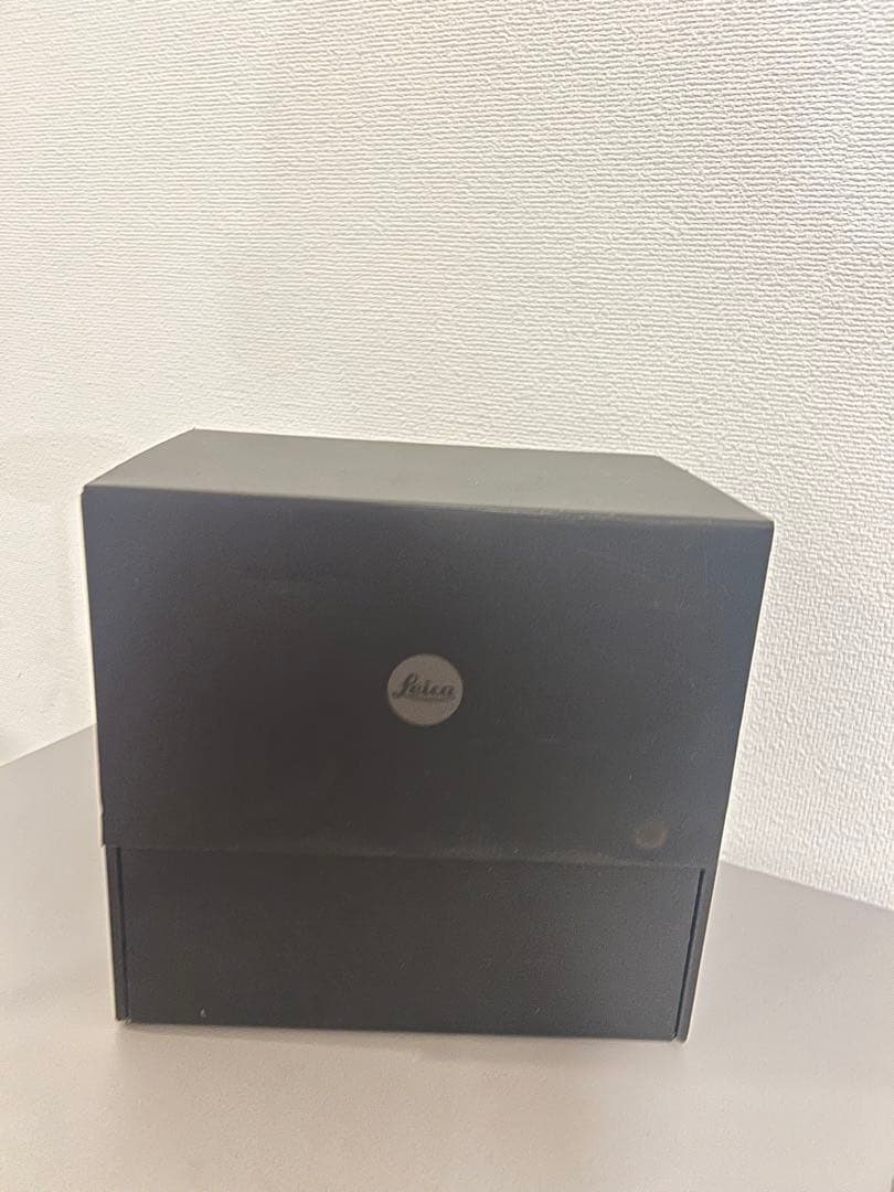 Leica Q コンパクトデジタルカメラ