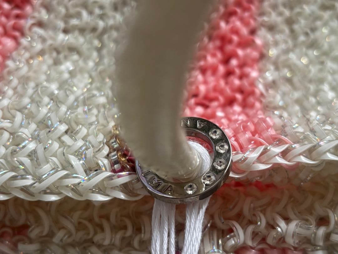 新品タグ付き　ジェオメトリーア　スクエア／ラージ　アンテプリマ