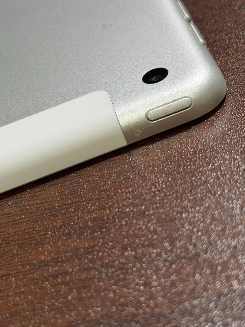 iPad(第8世代) 10.2インチ 128G simフリー