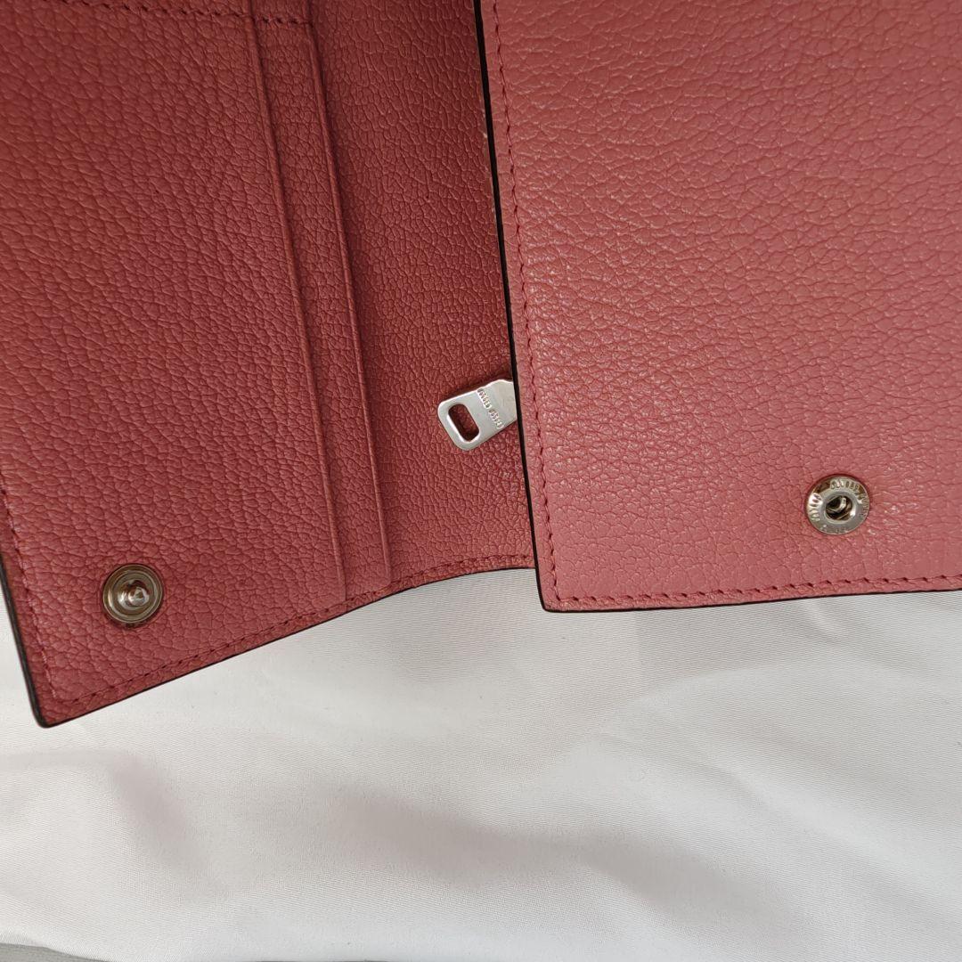 美品　ミュウミュウ　長財布　マドラス シティカーフ ウォレット　ピンク