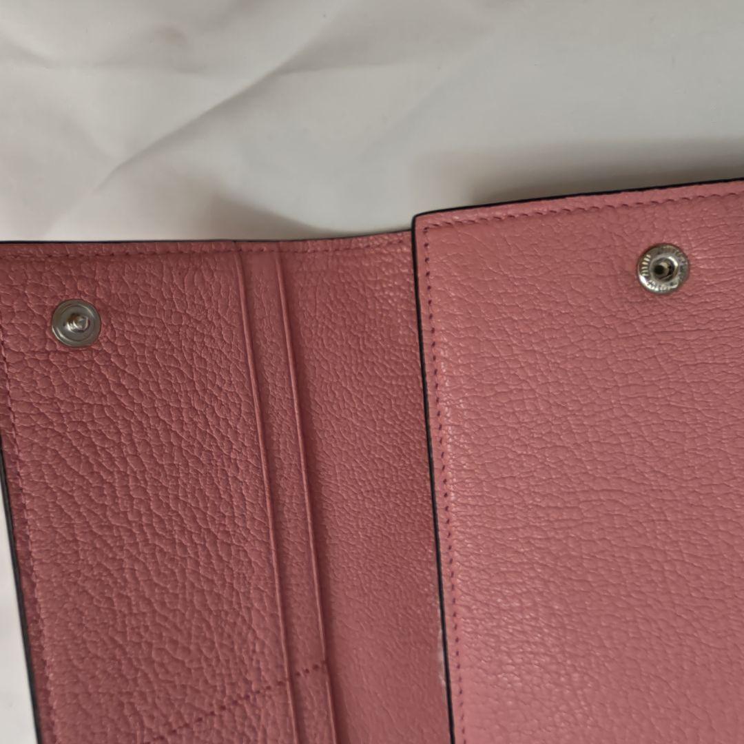 美品　ミュウミュウ　長財布　マドラス シティカーフ ウォレット　ピンク