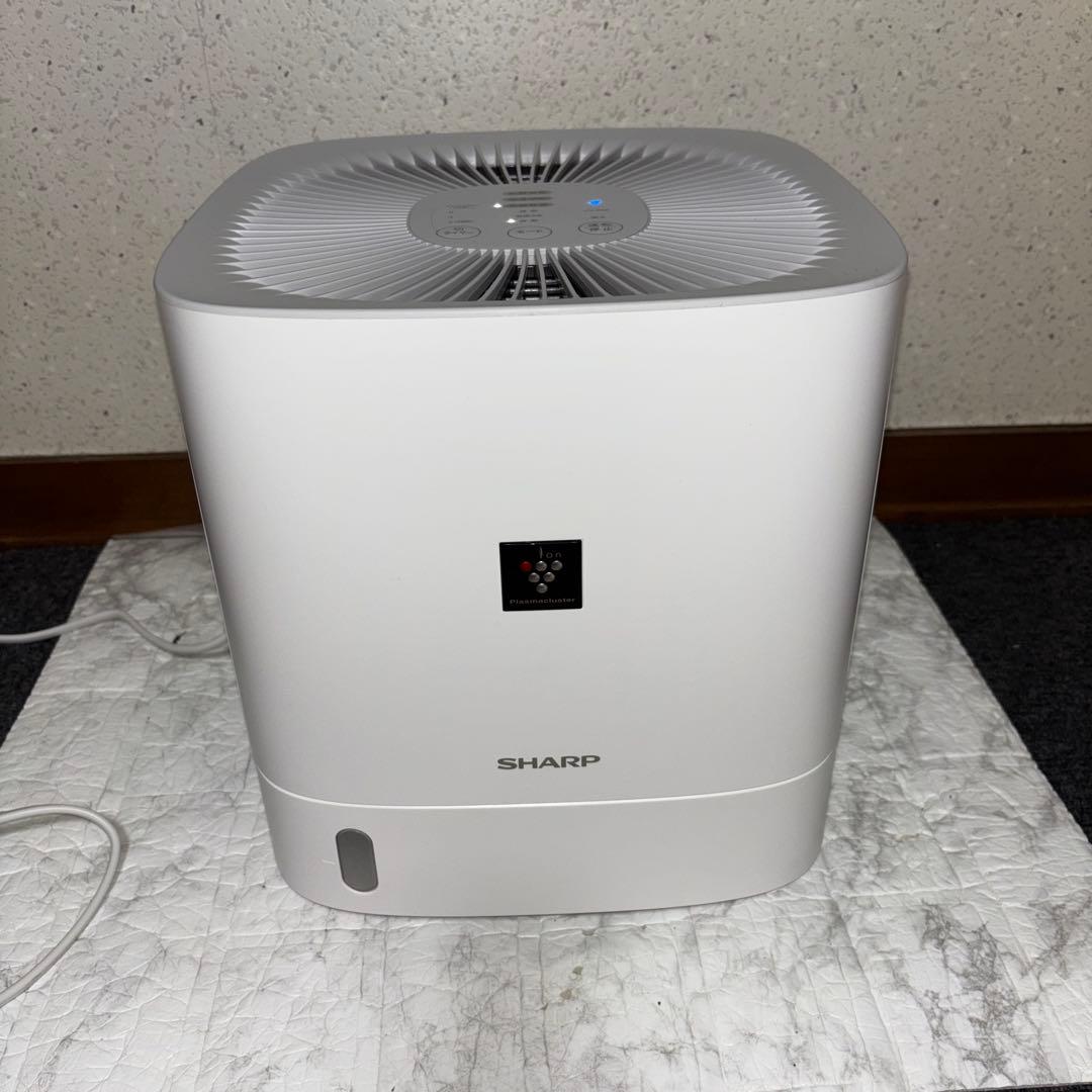 【2022年製】SHARP衣類乾燥除湿機　CV-P60-W