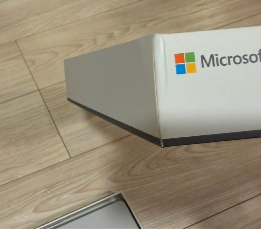 【美品】Surface Go 2 64GB /キーボード・Office付属品完備