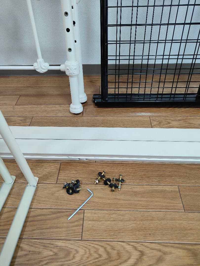 ローラアシュレイ　シングル　アイアン　ベッド　フレーム　ベッドガード付