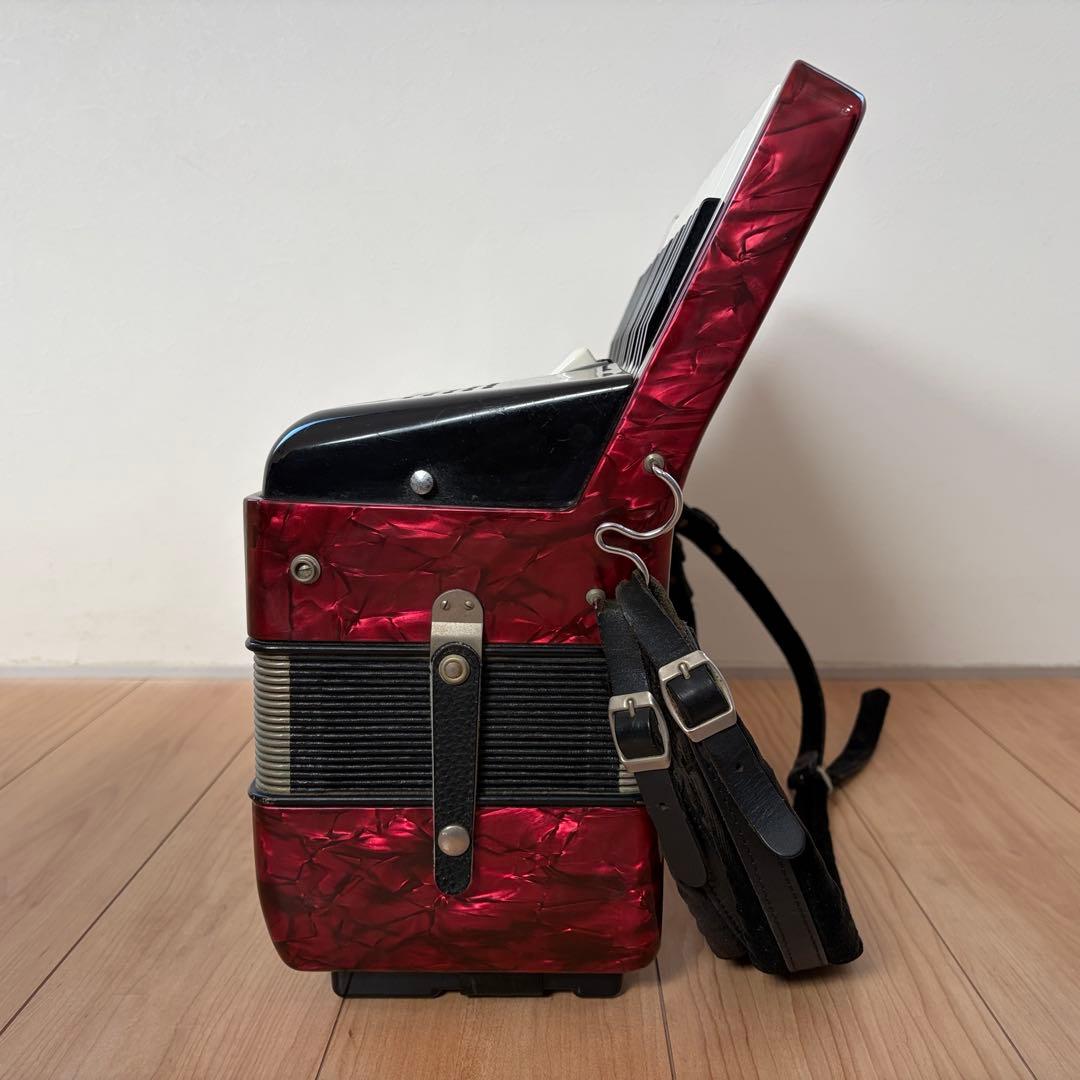 HOHNER AMICA Ⅲ 96 アコーディオン 96ベース ホーナー 赤