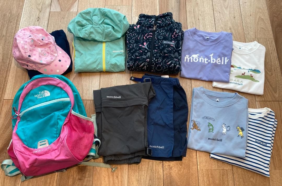 美品モンベル・ノースフェイス他　女児130〜140cm アウトドア10点おまけ付