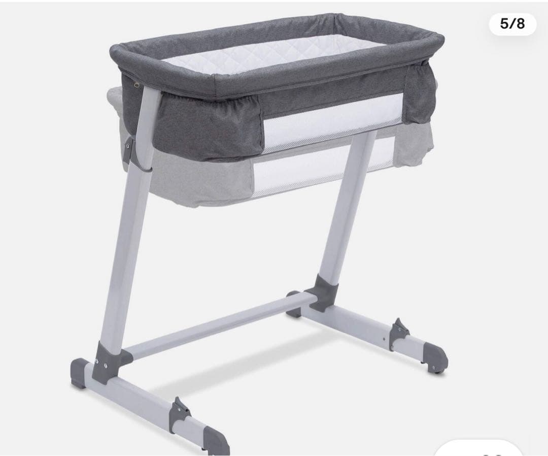 送料込み　匿名配送　Delta Children シモンズ　ベビーベッド