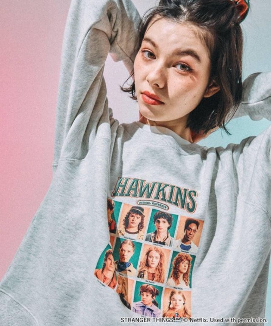 ストレンジャーシングス ニコアンド アソートスウェットプルオーバーオートミールL