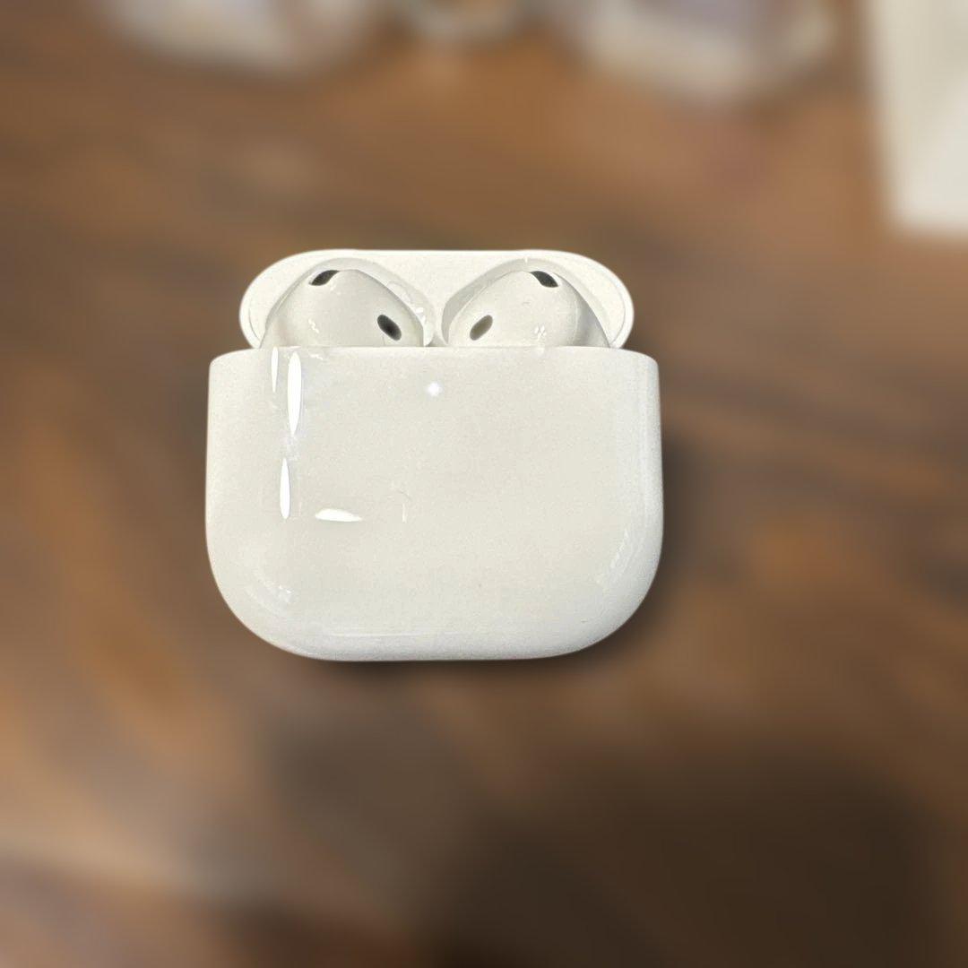 Airpods4 ノイズキャンセンリング搭載モデル