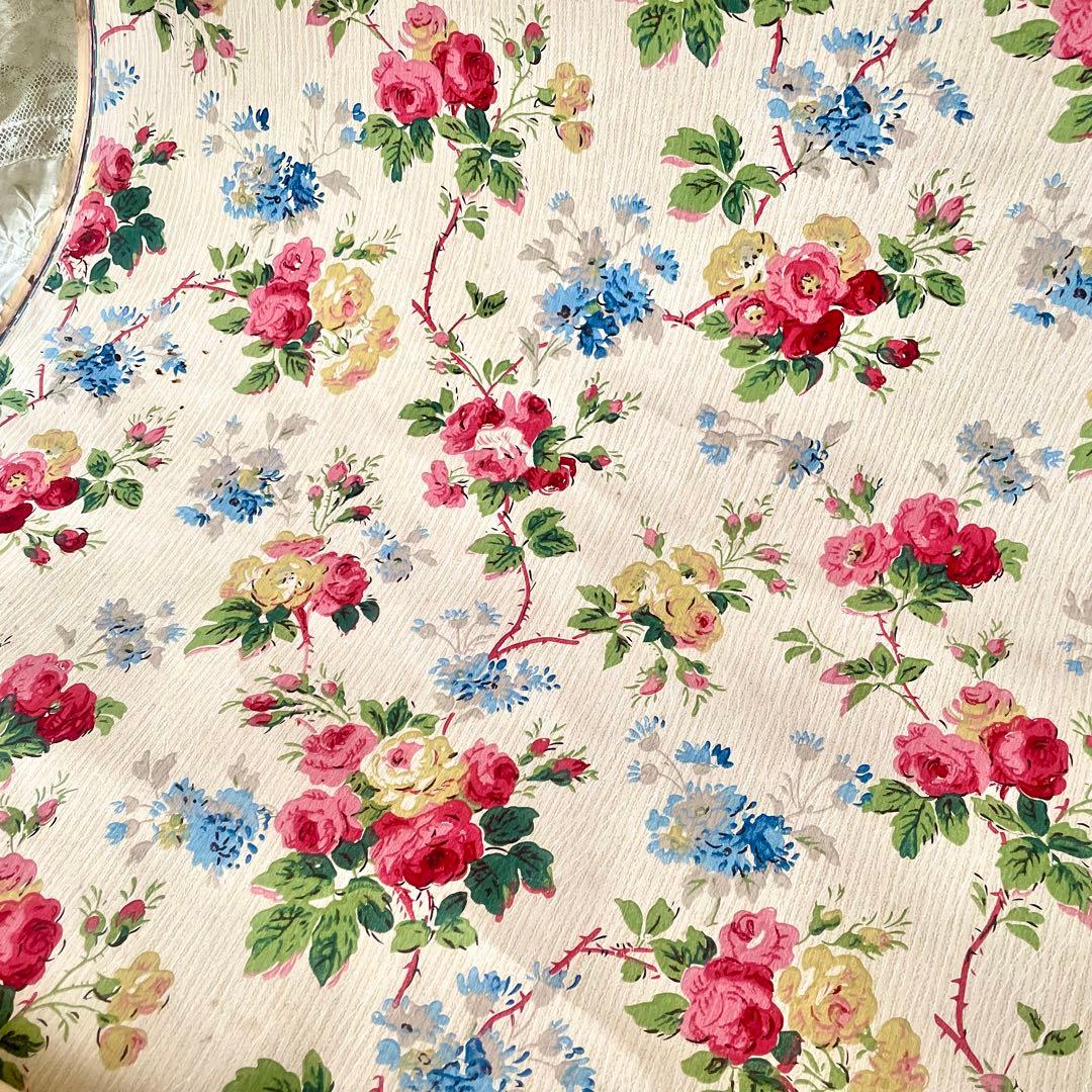 luビスケッツ　ローズ柄壁紙　ウォールペーパー　検フランスアンティーク