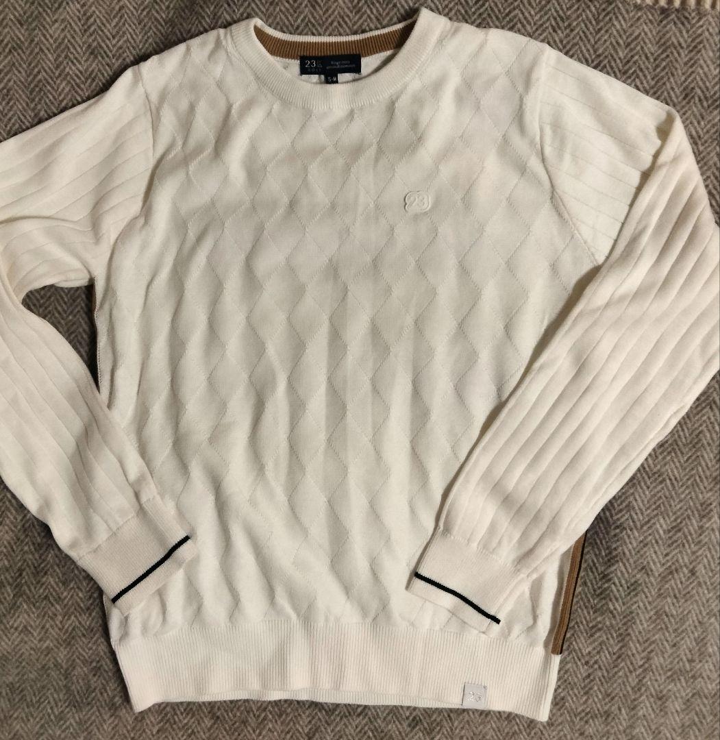 ゴルフウェア　ニットアップ 23区