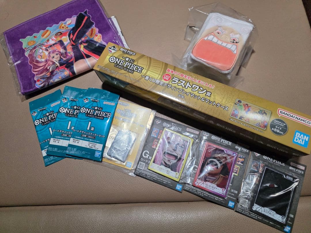 ワンピース カードゲーム 一番くじ　ラストワン　ぬいぐるみマルチカードケース等
