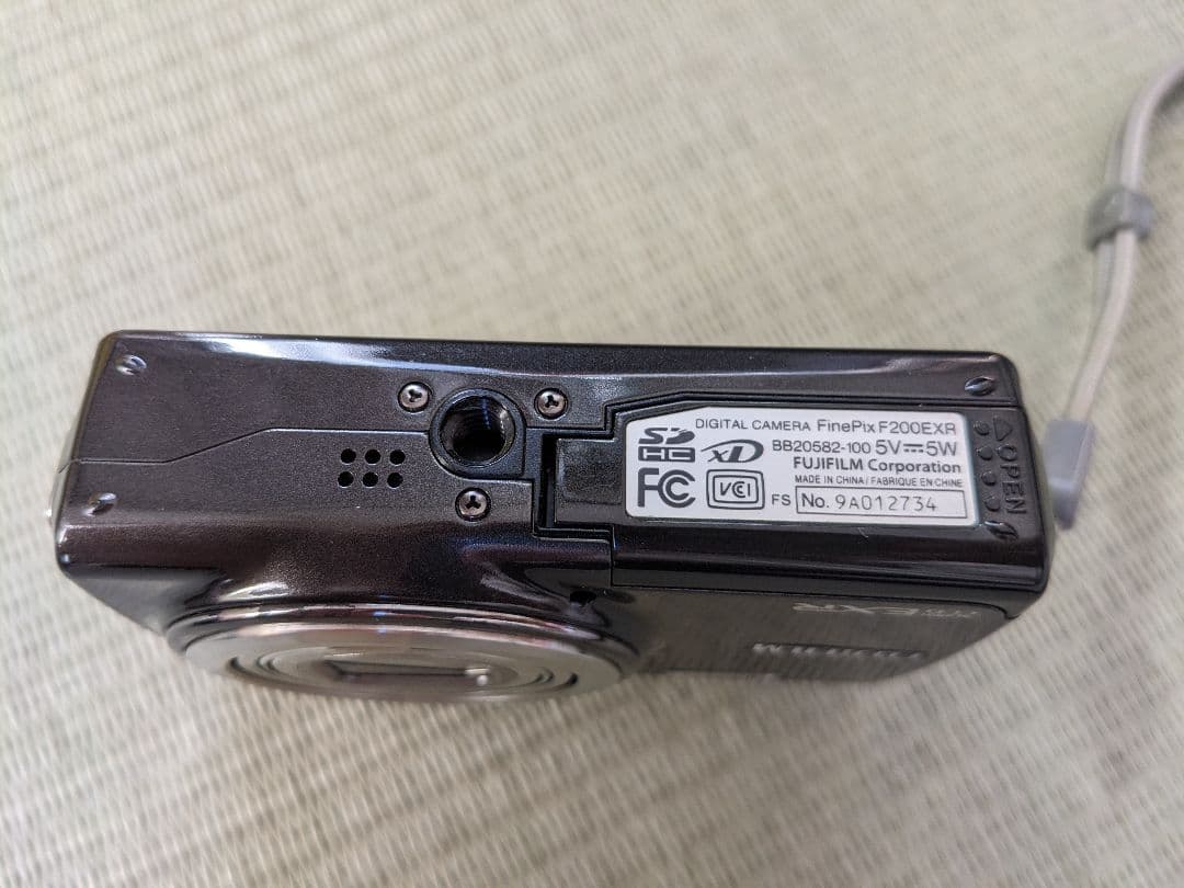 富士フイルム FinePix F200EXR