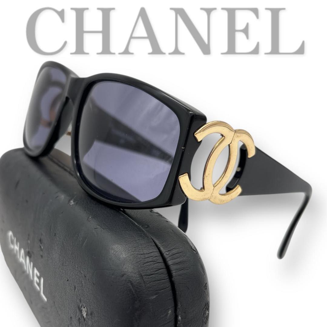 CHANEL sunglasses BLACK coco case gold ④