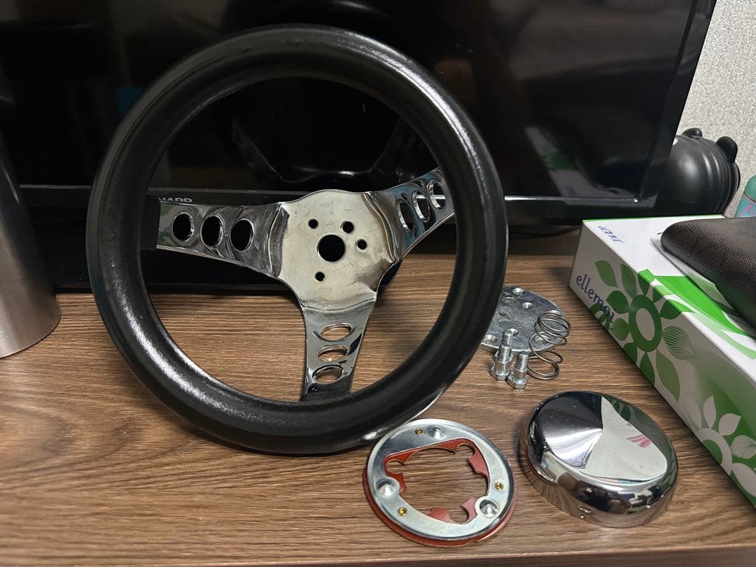 ムーンアイズ 小径ステアリング Grant 8inch Racing