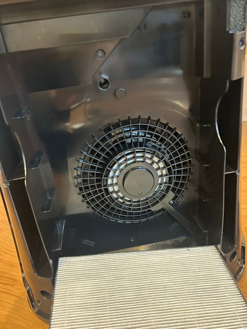 シャープ　空気清浄機　蚊取り機能付き　プラズマクラスター　ブラックFU-LK50