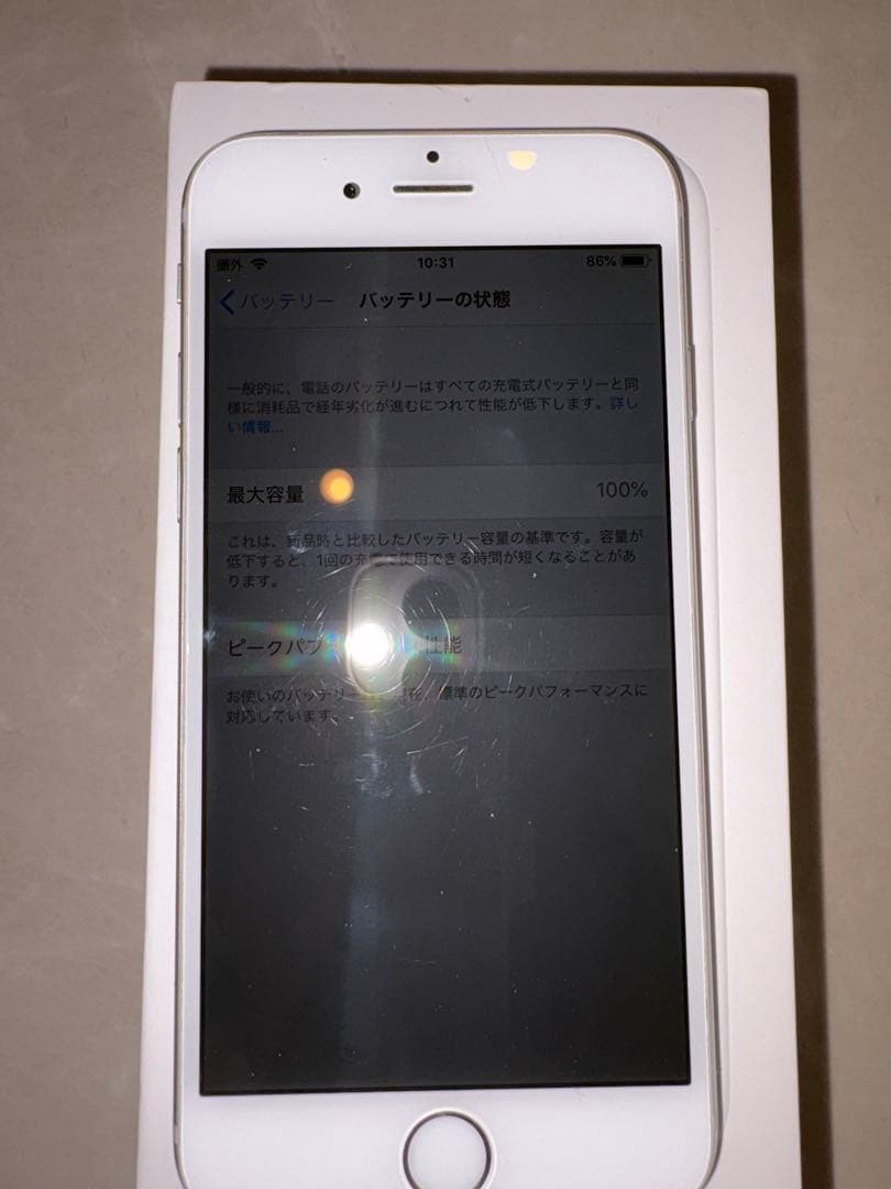 エ*狼様 iPhone６　ドコモ　docomo 64GB バッテリー100%