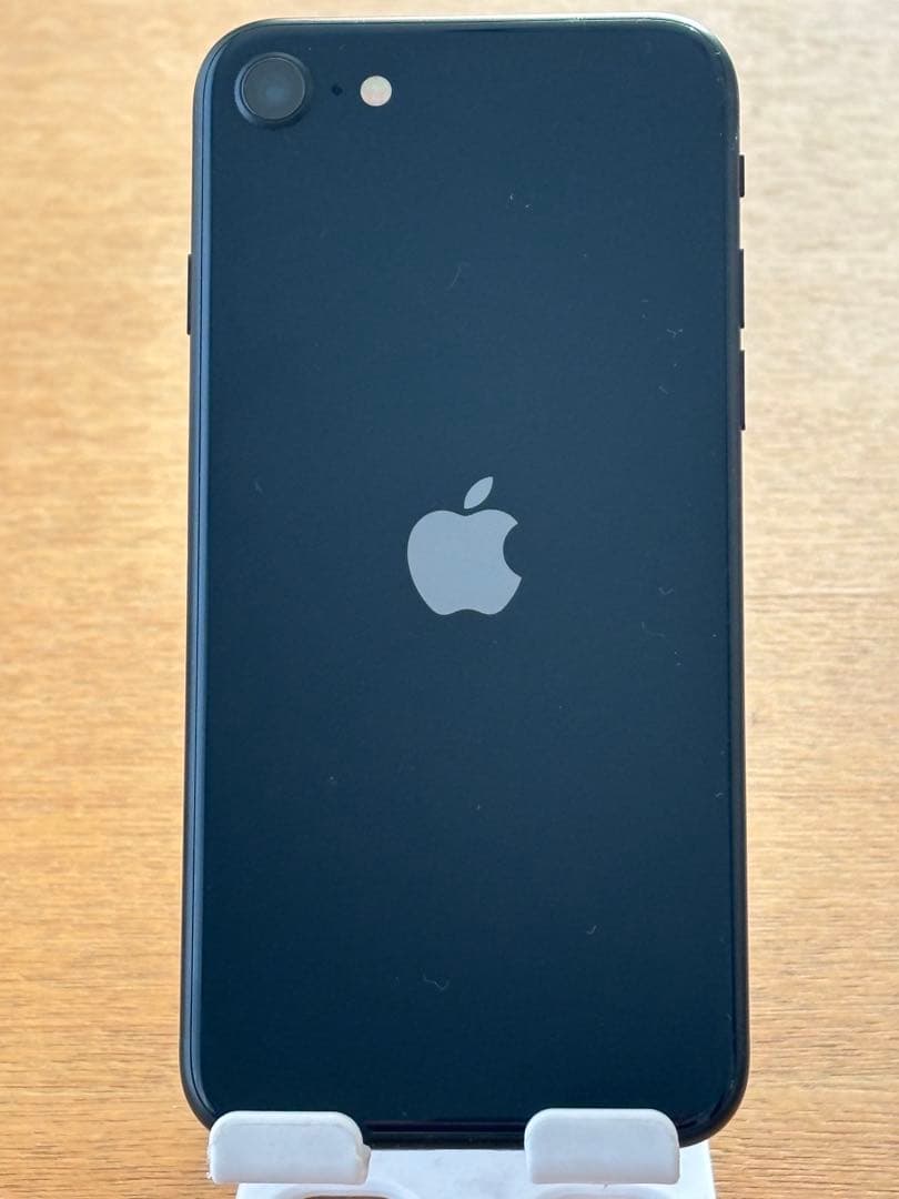 Apple iPhone SE(第3世代)ブラック美品！