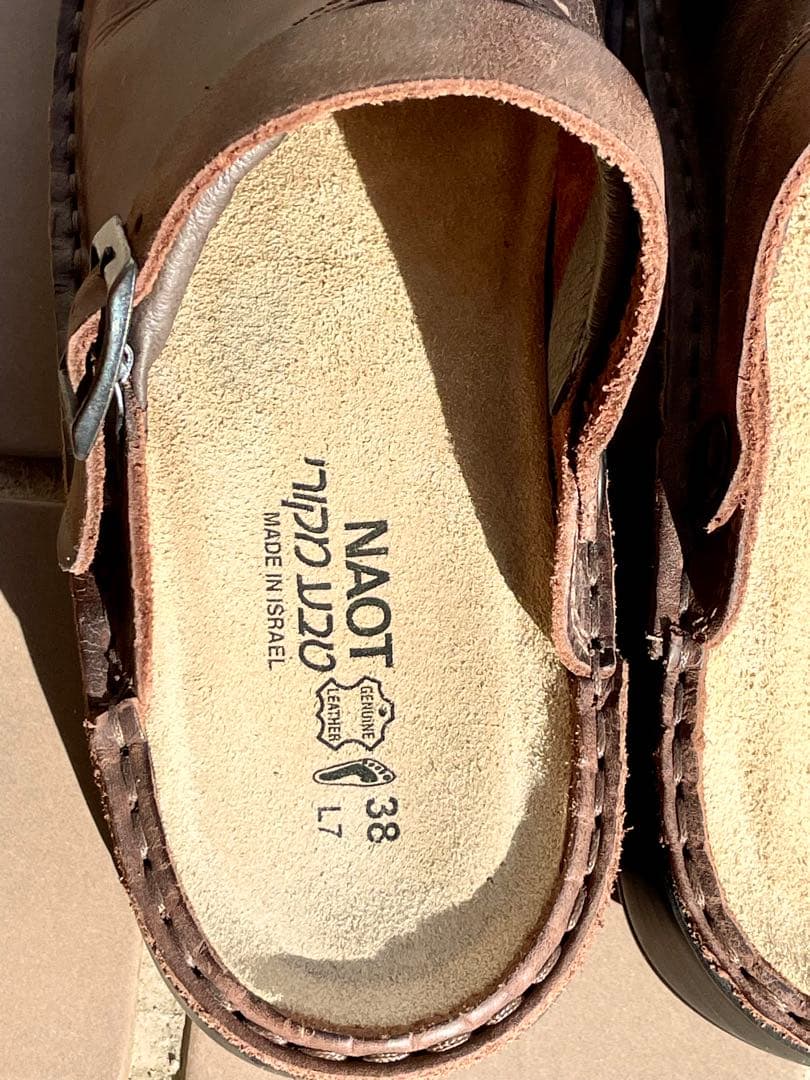 NAOT アイリス・ブラウン サボ・サイズ38