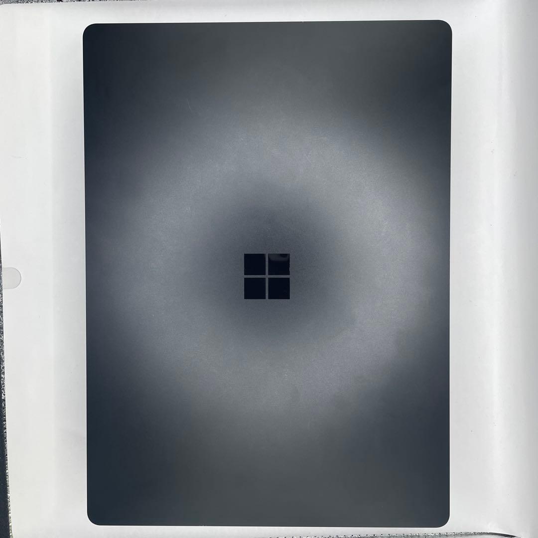 P*r様 Surface Laptop 4 i7 (16GB/256GB)中古