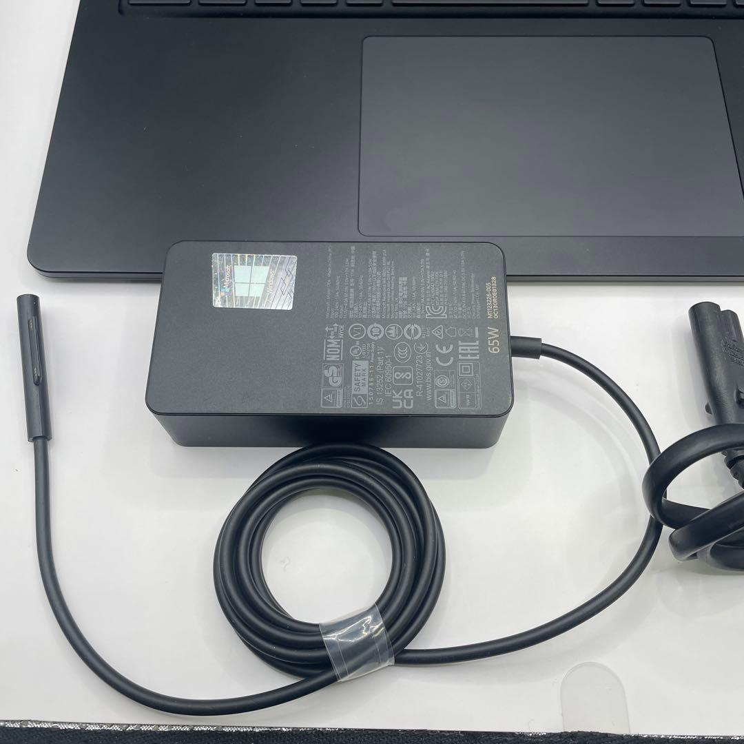 P*r様 Surface Laptop 4 i7 (16GB/256GB)中古