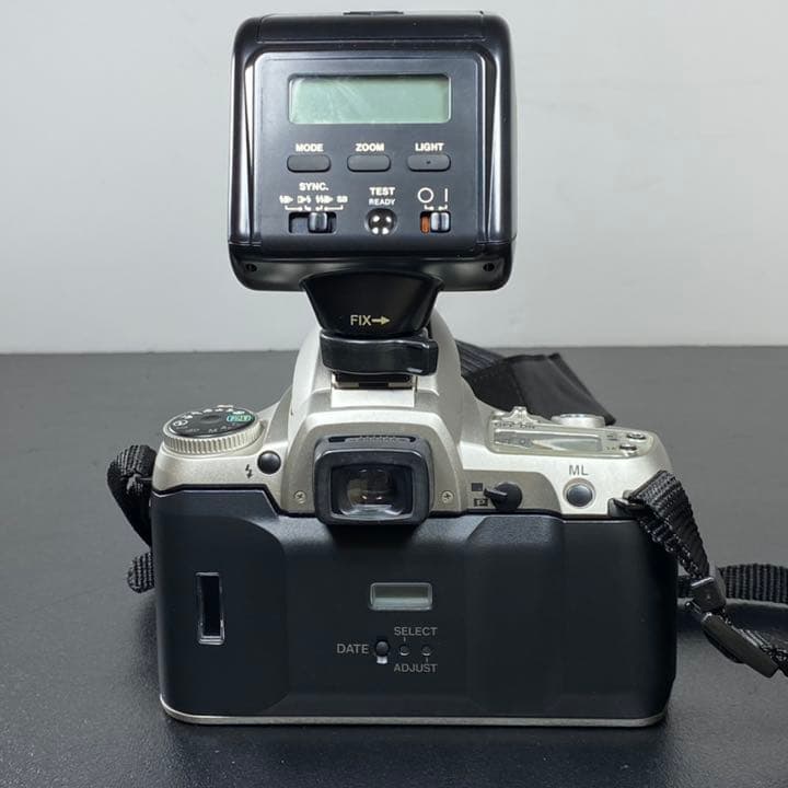 ペンタックスMZ-7 レンズ2本 ストロボ付き