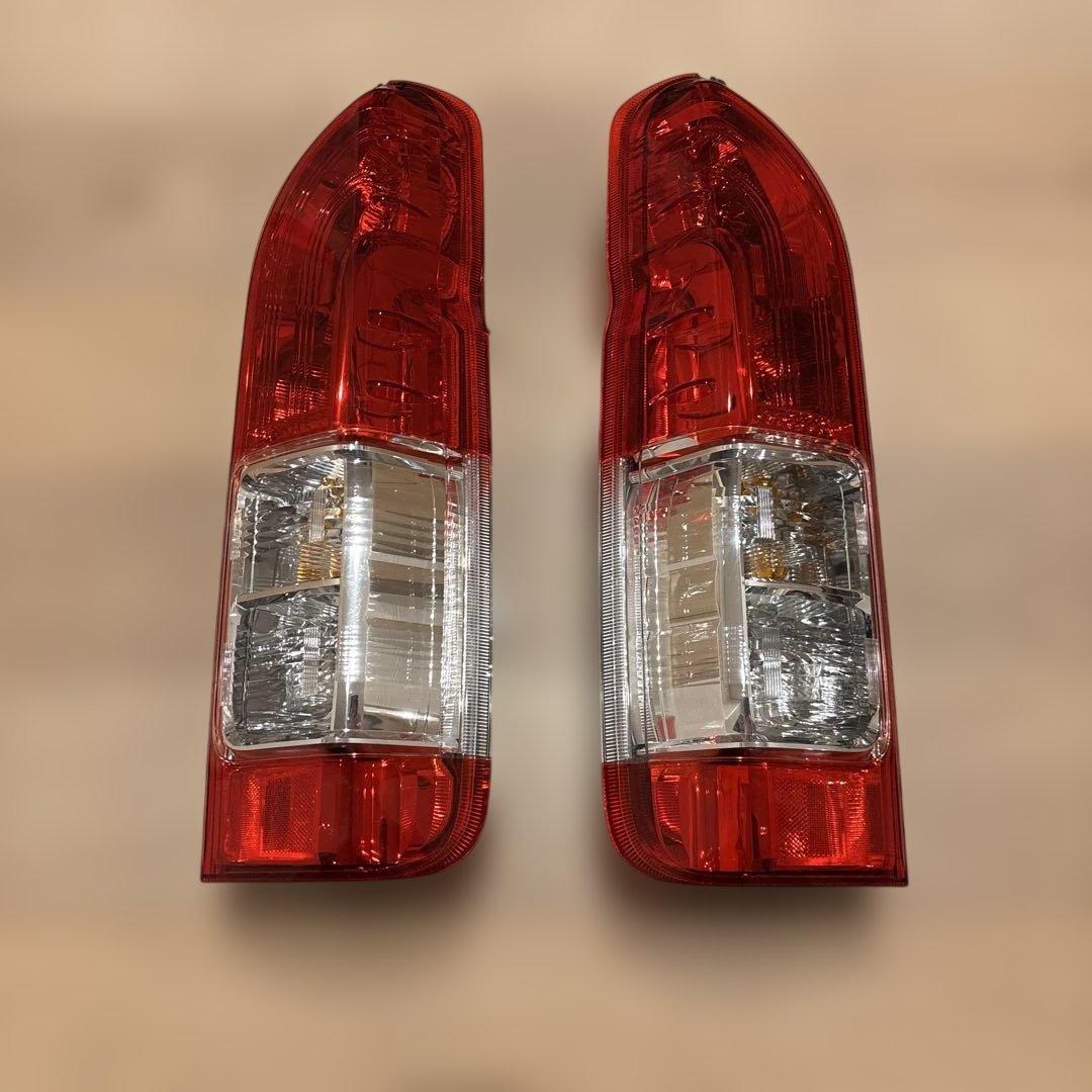 テールランプ 左右セット 赤/クリア