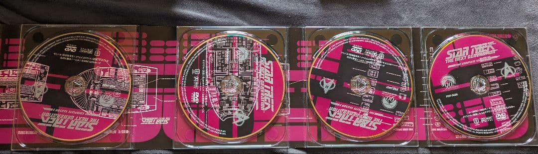 松*吾様 新スタートレックNextgeneration 全７巻　取り付け部に欠け