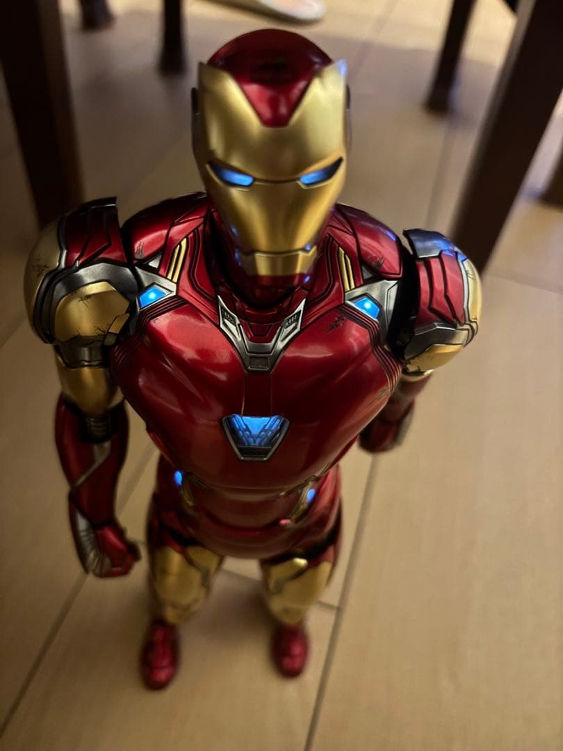 ホットトイズ　アイアンマン　マーク85 ヘッド付き