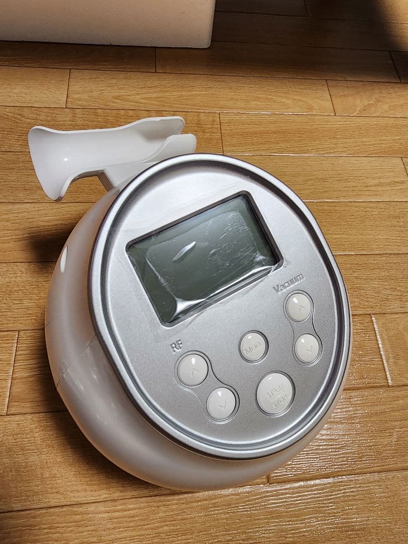 Ciz.Labo Triple Shape RF波LEDでボディメイク