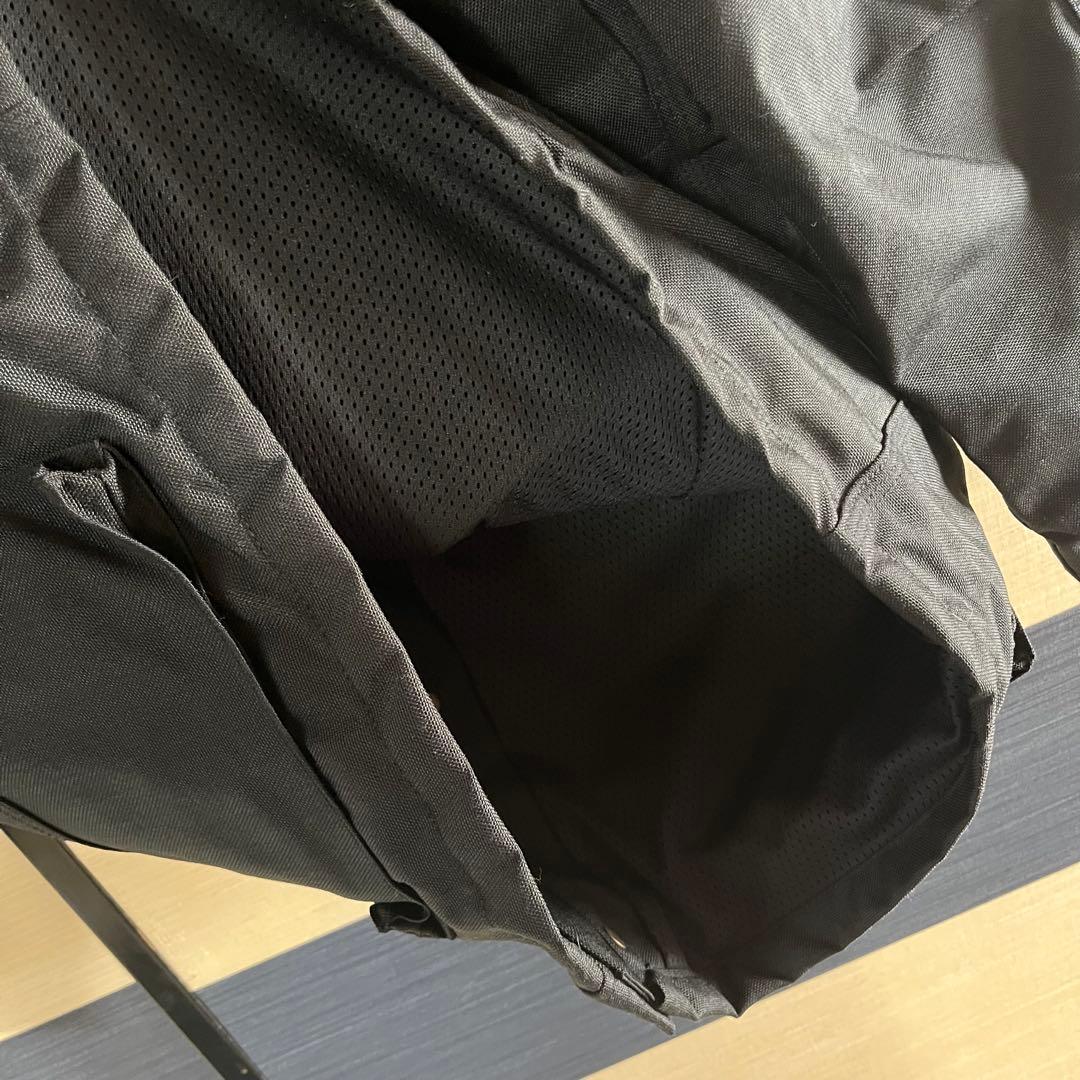 【美品】厚手 Carhartt アウター ブラック MゴールドWジップ仕様